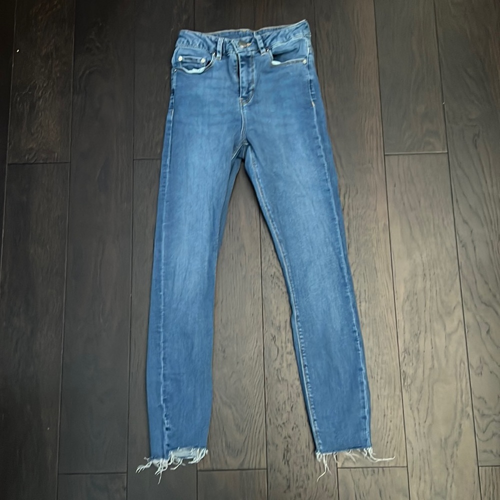 ASOS RIDLEY High Waist Skinny Jeans with Raw Hem in Dark Wash Blue / W 25 L 30